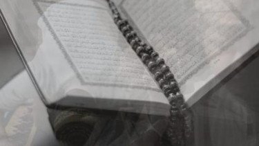 Masya Allah Potongan Al-Qur&rsquo;an Ditemukan di Lokasi Kebakaran, Isinya Seolah Gambarkan Kejadian Saat Itu