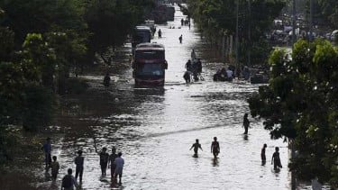 Top 16+ RT dan 10 Ruas Jalan di Jakarta Masih Terendam Banjir pada Minggu Pagi, Ketinggian Air 10-70 Cm