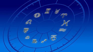 4 Zodiak Paling Beruntung Jumat 16 Januari 2026, Rezeki dan Peluang Datang Bersamaan