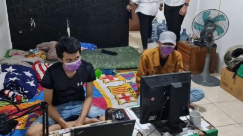Terjerat Pinjol, Puluhan Warga Lombok Tengah Dikeluarkan dari Daftar Penerima Bansos