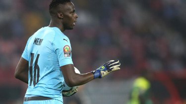 Takut Diambil, Ada Apa dengan Handuk Kiper Senegal di Final Piala Afrika?