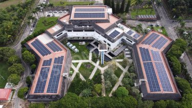 Perkuat Operasional Rendah Karbon, Pupuk Kaltim Bakal Tambah Kapasitas PLTS 2,3 MW pada 2026