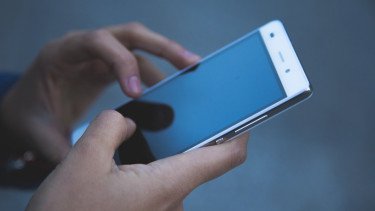 Aplikasi Pesan Instan Ini Wajib Ada di HP Android dan iPhone Mulai 1 September 2025, WhatsApp Lenyap