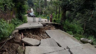 Hujan Monsun di India, 125 Orang Tewas