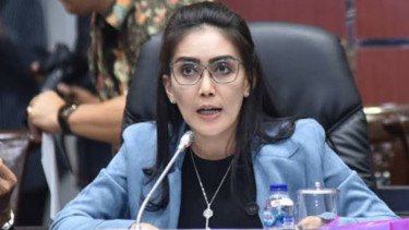 Rieke Diah Pitaloka Emosi, Teriak ke Purbaya Gara-gara Pesantren Ditagih PBB