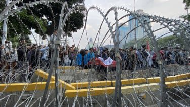 Ribuan Guru Kepung Monas Hari Ini, 1.597 Personel Gabungan Diterjunkan, Jalan Medan Merdeka Selatan Ditutup