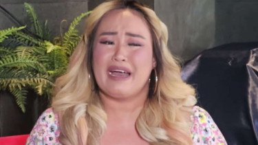 Pinkan Mambo Nangis Haru Dibantu Ivan Gunawan Biar Bisa Manggung Lagi