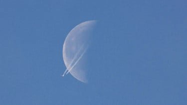 NASA Mau Pendaratan di Bulan Setiap Tahun Mulai 2027