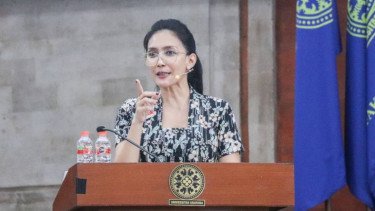 Rieke Diah Pitaloka Beri Sindiran Menohok kepada Pejabat yang Komunikasinya Kerap Tuai Kontroversi