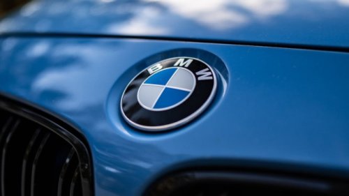 Top 70+ Ribu Mobil Listrik BMW Kena Recall karena Hal Ini