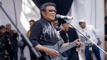 Bukan di Panggung, Rhoma Irama Pilih Cara Ini Buat Rayakan Ramadhan
