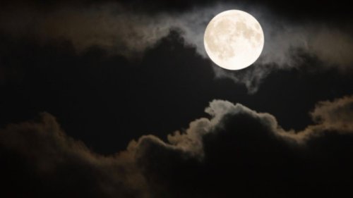 Bulan Purnama Terendah dan Terjauh Akan Muncul, Siap-siap Tercengang