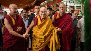 Dalai Lama Beri Sinyal Reinkarnasi, Tolak Cawe-cawe Tiongkok