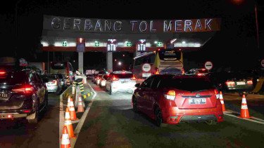 Hadapi Puncak Arus Balik Lebaran 2026, Polisi Siapkan Contraflow di Merak