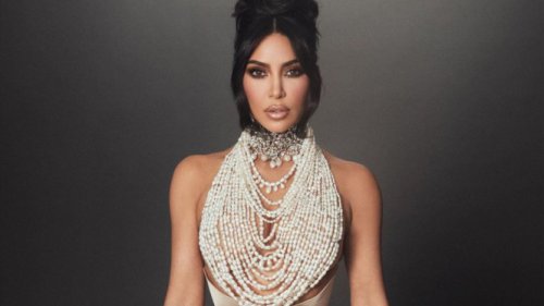 Jadi Tren Kecantikan 2025, Intip Perawatan Kecantikan yang Dijalani Pia Wurtzbach Hingga Kim Kardashian