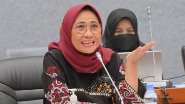 Lapangan Padel Menjamur, Anggota DPR Ingatkan Kenyamanan Warga jadi Prioritas