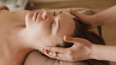 Mengenal Aqua Prime Facial: Perawatan Wajah 3-in-1 Bantu Bikin Kulit Cerah, Sehat dan Kencang