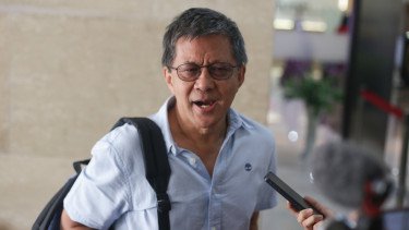 Rocky Gerung Hadiri Sidang Nadiem Makarim di Kasus Pengadaan Chromebook