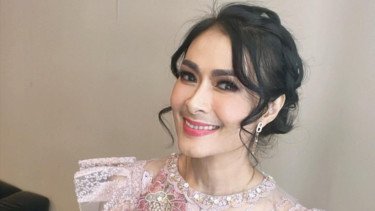 Iis Dahlia Ungkap Permintaan Terakhir Mpok Alpa, Ingin Hapus Kutek dan Copot Bulu Mata Jelang Wafat