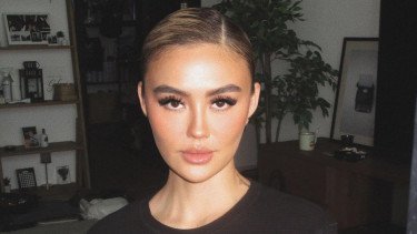 Agnez Mo Soroti DPR, Sebut Wakil Rakyat Harus Punya Kemampuan Dasar Public Speaking yang Baik