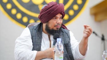 Dikirimi Surat, Ustaz Derry Sulaiman Bela Ammar Zoni Bukan Pengedar Narkoba