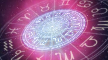 Ramalan Zodiak 25 November 2025: Cancer Hati-hati dengan Masa Lalu yang Kembali Mengetuk