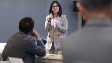 Tantangan Sepakbola Indonesia Diungkap Ratu Tisha