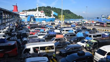 H-5 Natal, 183.581 Orang dan 47 Ribu Kendaraan Seberangi Selat Sunda