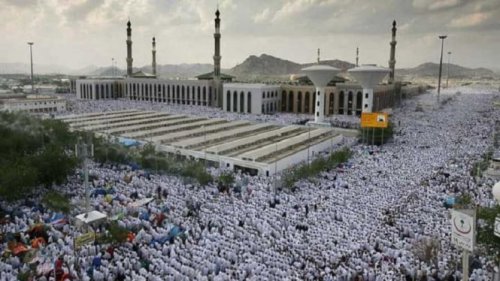 Ziarah ke Masjid Namirah: Menapaki Jejak Sejarah di Padang Arafah