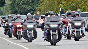 Terpopuler: Uang Geng Motor Bikin Geger, Cara Pegang Setir Berubah, Baca SPBU Kini Lebih Mudah