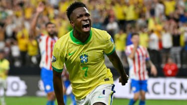 Hormati Senior, Vinicius Tolak Pakai Nomor 10 di Timnas Brasil: Itu Milik Neymar