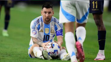 Aturan Baru Federasi Sepak Bola Argentina Bikin&nbsp;Lionel Messi Terancam Tak Bisa Bela Timnas Argentina