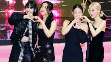 Semua Member BLACKPINK Kontribusi Tulis Lirik Lagu &ldquo;GO&rdquo; Bareng Chris Martin