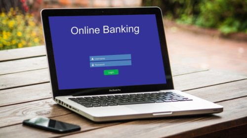 OJK Blokir 17 Ribu Lebih Rekening Bank Terkait Judi Online