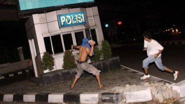 Gagal Kabur dari Razia Kendaraan, Pria di Bengkulu Serang Polisi Pakai Pisau