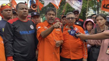 Puluhan Ribu Buruh di Aksi 28 Agustus, Bawa 15 Tuntutan Mulai Naikkan Upah 10 Persen hingga Hapus Outsourcing