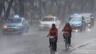 Waspada! Hujan Ekstrem Ancam RI hingga Februari 2026, BMKG Ungkap Penyebabnya