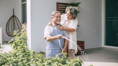 Tips Menjaga Kualitas Hidup di Usia Emas, Tetap Bisa Berkarya Setelah Pensiun