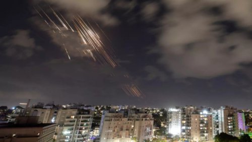 Iran Luncurkan Serangan Balasan ke Pangkalan Udara Nevatim Israel, Puluhan Tentara Israel Terluka