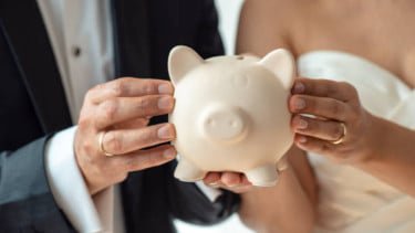 Tips Hemat di Tengah Bulan