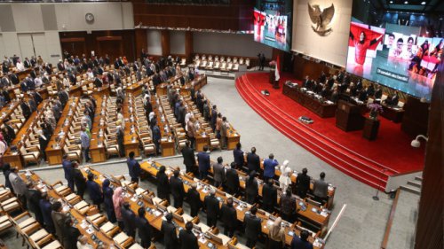 DPR Sahkan Pansus Penyelesaian Konflik Agraria