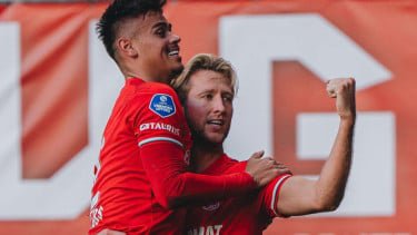 FC Twente Buka Suara Soal Isu Mees Hilgers ke Crystal Palace