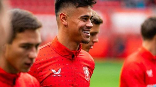 Terpopuler: FC Twente Lepas Mees Hilgers, Patrick Kluivert 'Tertawakan' Manchester United