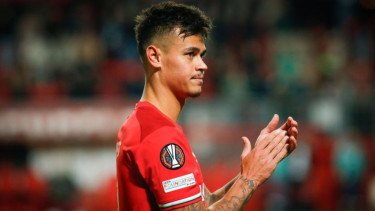 Coret Mees Hilgers, FC Twente Dihancurkan PSV