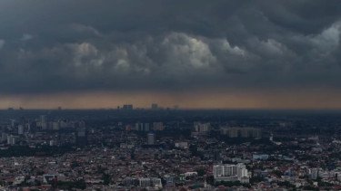 BMKG Prediksi Awan Tebal Seharian di Jakarta Saat Hari Lebaran, Sore Diguyur Hujan