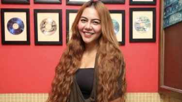 Jadi Istri Kedua Pesulap Merah, Ratu Rizky Nabila Akui Suka Duluan Sejak 2022