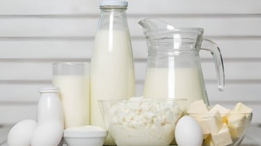 Susu UHT Vs Evaporasi: Mana yang Cocok untuk Kopi, Milk Tea dan Masakan?
