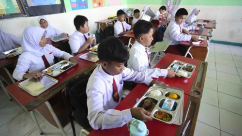 Top 20+ Siswa di Jakarta Timur Keracunan MBG, Pemprov Sebut SPPG Langgar SOP