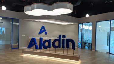 Bank Aladin Syariah Kasih Beasiswa Mahasiswa Asal Daerah 3T hingga dari Wilayah Terdampak Bencana