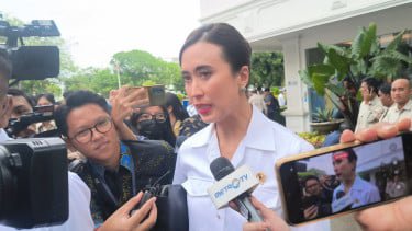 Diisukan Mandi Pakai Air Galon, Menpar: Mungkin Ada yang Ingin jadi Menteri